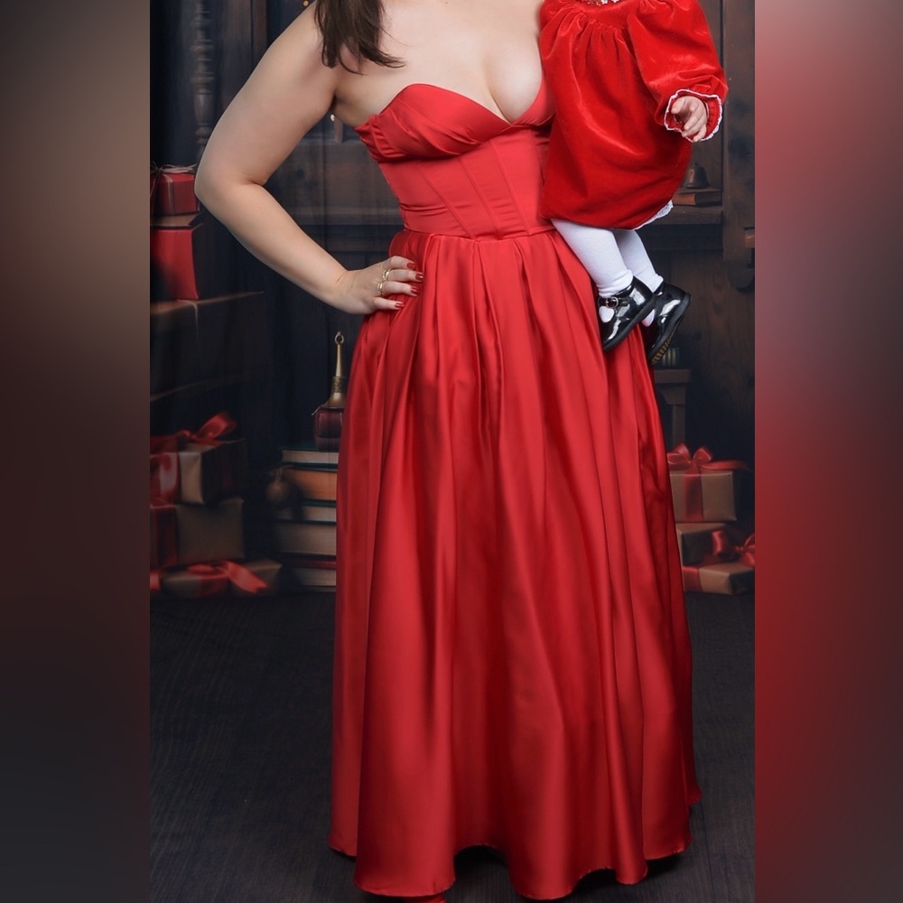 Fashion Nova red dress